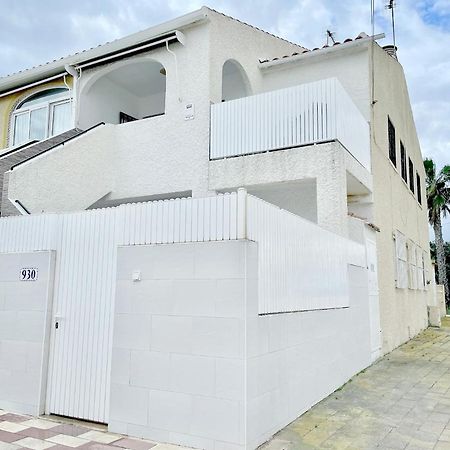 Casa Con Jardin Y Terraza 3 Dormitorios Los Alcazares Exterior photo